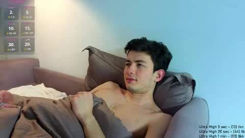 danny__magic online show from December 14, 2025, 8:02 pm