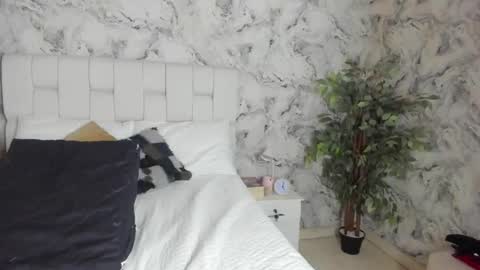 Snapshot of danny_fernandez chatting on October 19, 2025, 6:14 am danny_fernandez online show from October 19, 2025, 6:14 am