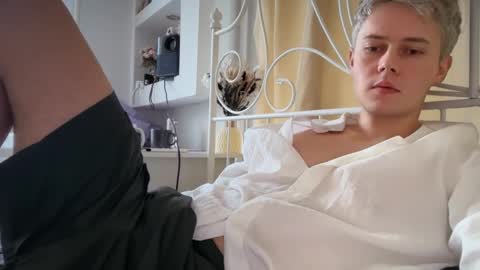 danny online show from October 31, 2025, 11:00 am