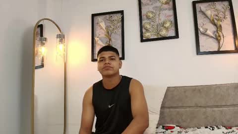 Snapshot of dannysamm chatting on October 12, 2025, 12:04 pm dannysamm online show from October 12, 2025, 12:04 pm