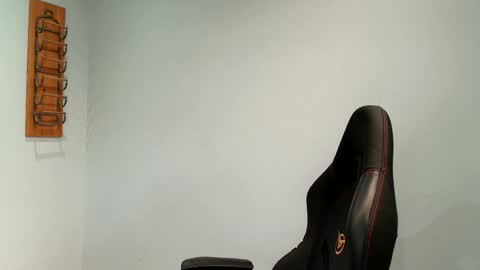 Snapshot of dannythreeyway chatting on September 16, 2025, 6:42 pm DannyThreeWay online show from September 16, 2025, 6:42 pm