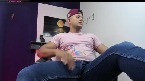 Snapshot of dante_bigboss chatting on March 9, 2025, 10:08 am Dante online show from March 9, 2025, 10:08 am