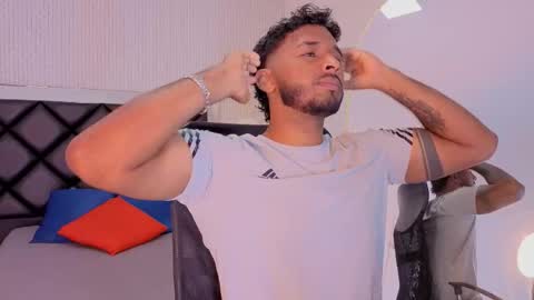 dante_jons online show from October 10, 2025, 3:05 am