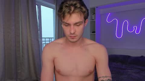 Dante and Ray online show from November 18, 2025, 12:31 pm