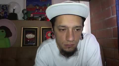 dante_x_5 online show from November 3, 2025, 3:02 pm