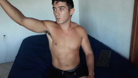 Snapshot of dantecruzlive chatting on June 21, 2026, 7:38 pm Dante Cruz online show from June 21, 2026, 7:38 pm