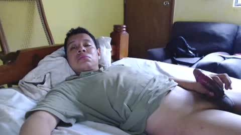 Snapshot of dantesantosdegollado chatting on July 1, 2026, 3:01 pm iobitobit online show from July 1, 2026, 3:01 pm