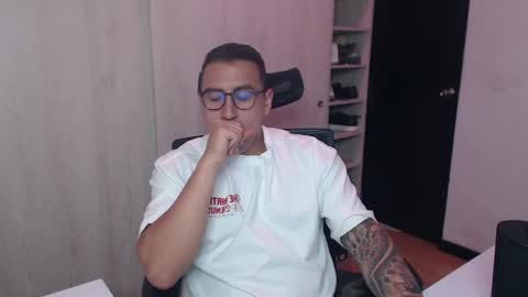 dantevesper online show from April 22, 2026, 3:53 am