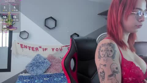 Snapshot of dany_rivera chatting on December 11, 2024, 12:02 pm Dany Rivera online show from December 11, 2024, 12:02 pm