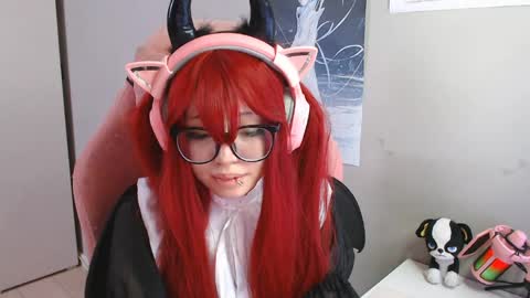 danyelleeyermann online show from April 30, 2026, 1:17 pm