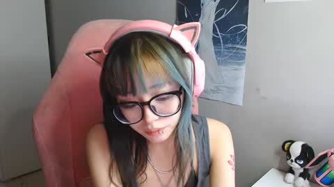 danyelleeyermann online show from May 13, 2026, 1:08 pm