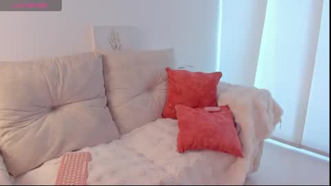 Antonella Mora online show from February 25, 2025, 1:06 pm