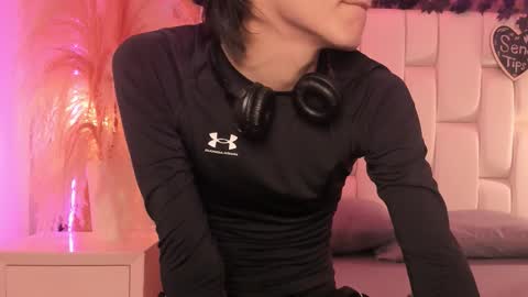 daphne_and_roger online show from March 13, 2026, 11:06 am