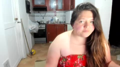 Snapshot of daphnegirlsexxy chatting on June 14, 2026, 2:20 am daphnegirlsexxy online show from June 14, 2026, 2:20 am