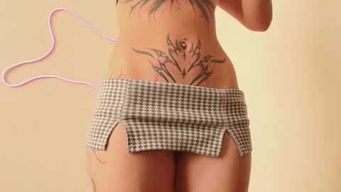 Snapshot of daphnepurple chatting on October 15, 2025, 2:17 pm DAPHNE online show from October 15, 2025, 2:17 pm