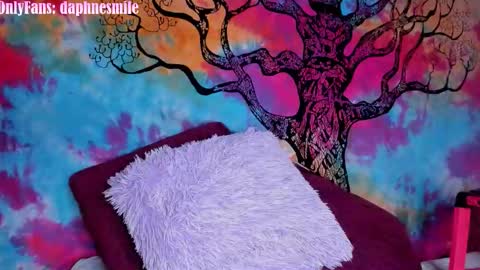 Daphne online show from February 17, 2026, 11:07 am