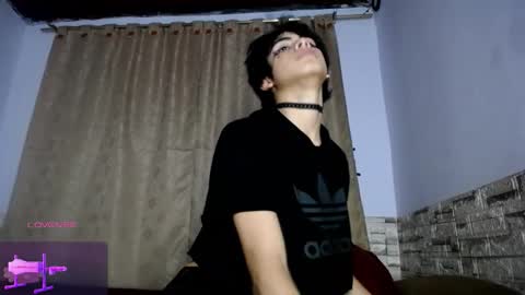 MAX online show from November 15, 2025, 1:36 am