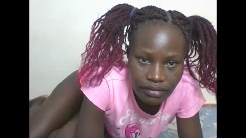 Snapshot of darberry21 chatting on February 13, 2025, 9:51 am ESTHER online show from February 13, 2025, 9:51 am