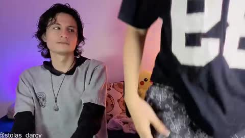 darcy_and_stolas online show from May 14, 2026, 8:37 pm