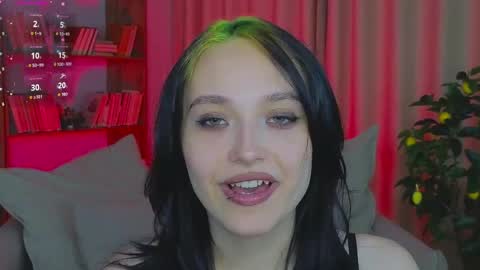 Darcy online show from April 18, 2026, 8:18 am