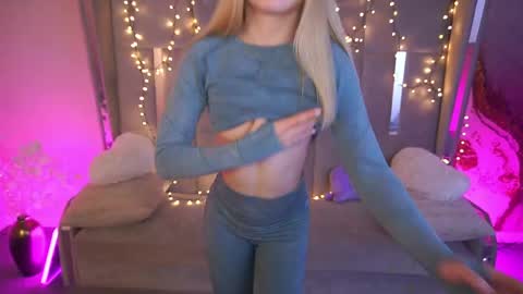 dariadelly online show from May 18, 2026, 1:50 pm