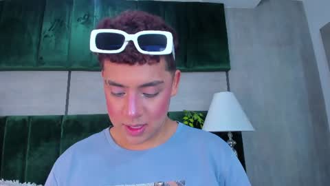 Darian  online show from June 11, 2026, 12:32 am