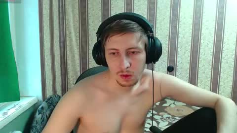 darienlarge online show from November 8, 2025, 9:20 am