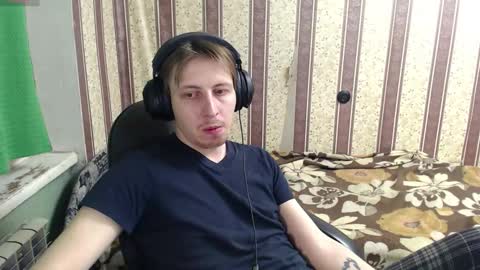 darienlarge online show from November 22, 2025, 5:45 pm