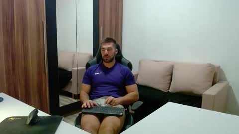 darius_94 online show from October 15, 2025, 2:44 am