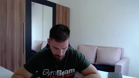 darius_94 online show from October 28, 2025, 11:25 am