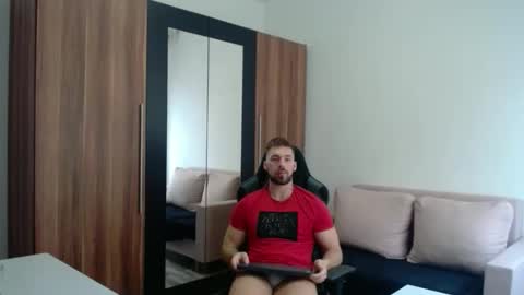 darius_94 online show from March 21, 2026, 8:19 am