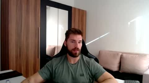 darius_94 online show from June 23, 2026, 5:16 am