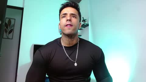 Darius Phoenix  online show from February 19, 2026, 6:59 pm