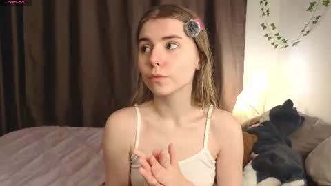 Ester online show from July 1, 2026, 3:12 pm