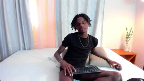 dark_fantasy9 online show from March 19, 2026, 7:29 pm