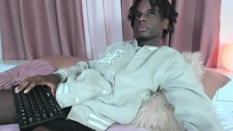 dark_fantasy9 online show from March 22, 2026, 12:52 pm