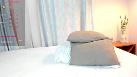 dark_fantasy9 online show from March 26, 2026, 9:53 pm