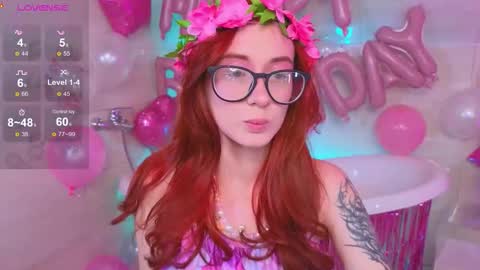 Lola online show from September 23, 2025, 3:20 am