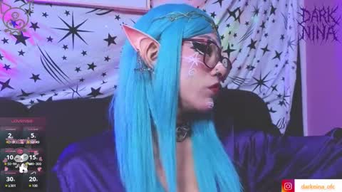 dark_nina__ online show from April 9, 2026, 2:22 am