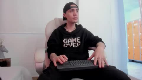 dark_sun333 online show from November 30, 2025, 9:30 pm