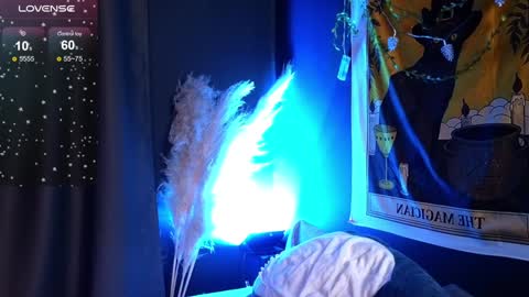 Vamp  online show from December 20, 2024, 1:25 am