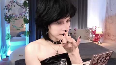 Vamp  online show from March 7, 2025, 7:41 am