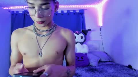 Snapshot of darkboy26_ chatting on January 22, 2025, 12:59 am Blake online show from January 22, 2025, 12:59 am