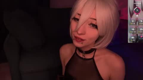 Yuu online show from October 17, 2025, 11:29 pm