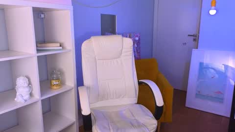 darkmoon____ online show from November 20, 2025, 12:33 am