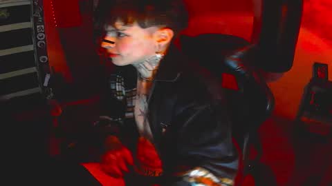   online show from November 7, 2025, 4:34 am