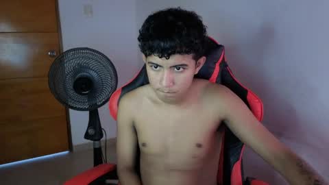 darknigthx online show from April 19, 2026, 4:50 pm