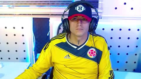 DARKO0717 online show from November 19, 2025, 1:05 am