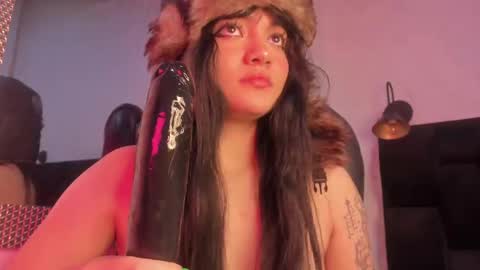 Snapshot of darky_doll chatting on September 29, 2025, 7:13 am Darky Doll online show from September 29, 2025, 7:13 am