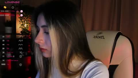 Belle online show from September 10, 2025, 4:01 am